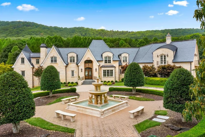 Commercial Property for Sale in Dalton Georgia 30720